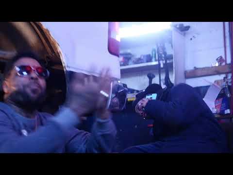 VIGGIE VERSACE  O.T. FELLA ADD ME UP