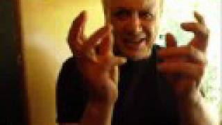 E.J. Gold Dogs Shakti Snoopy Do Magic Trick