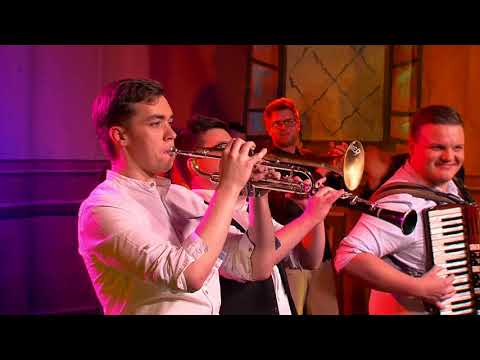 V HRAMU Z MUZIKANTI: Vražji muzikanti, Potepini in Prva Liga