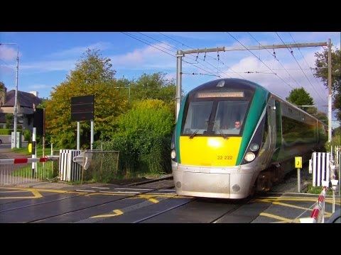 Level Crossing - Intercity Train number 22222, Southbound