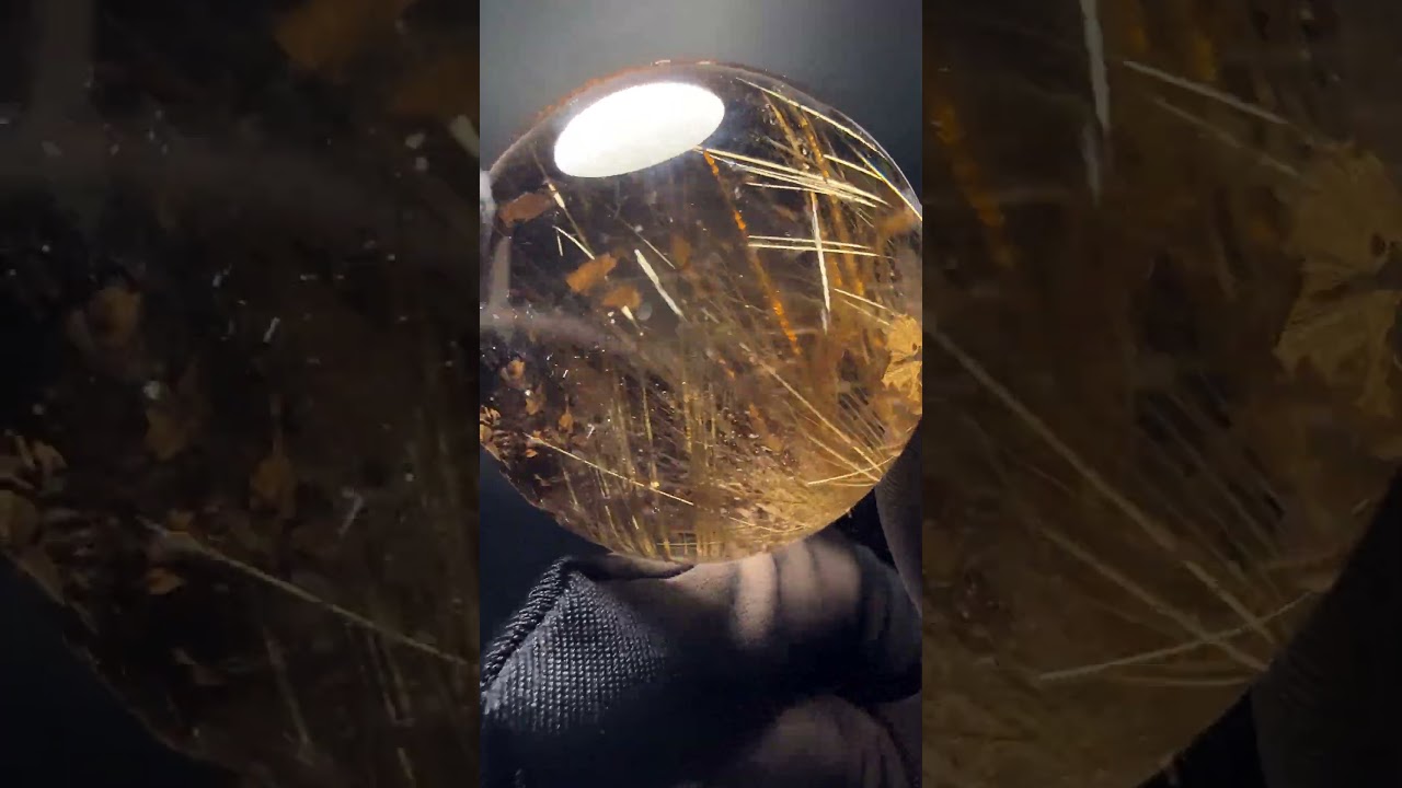 [高品質]ブラジル産ゴールドルチルクォーツ丸玉/スフィア（球体直径39.9mm）★現品動画あり-slide-youtube