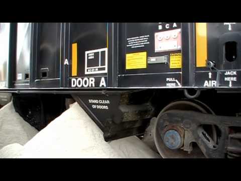 download lagu mp3 mp4 Hopper Train, download lagu Hopper Train gratis, unduh video klip Hopper Train