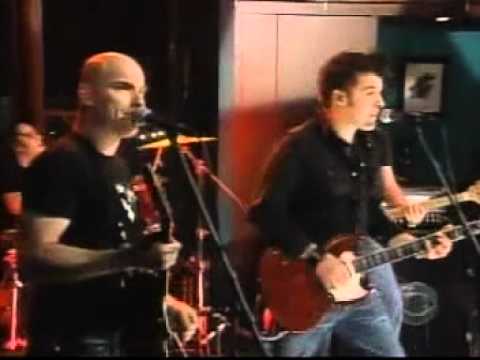 Riddlin Kids _Stop The World_ Live on Craig Ferguson Show.mp4