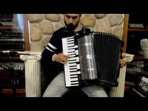 4105 - Black Dallape Organtone Piano Accordion LMMH 41 120 $2999