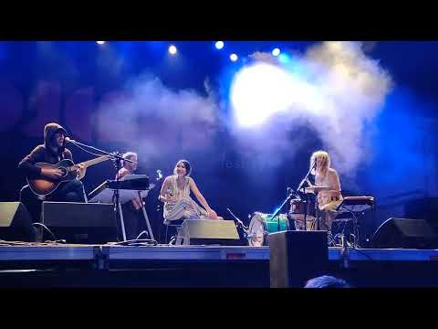 Rufus T. Firefly acústico de Lafayette con Anni B Sweet