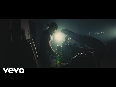 MISSIO - Middle Fingers (Acoustic)