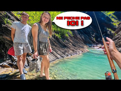 RENCONTRE INATTENDUE pendant que je pêche... Ce canyon est vraiment PAS NORMAL !!