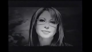 Nancy Dumais - Le nombril (2001)