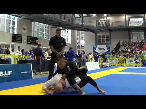 IBJJF Dallas Open 2016 - Pablo Silva (PSBJJ) vs. Jason Sampson (Sampson BJJ)