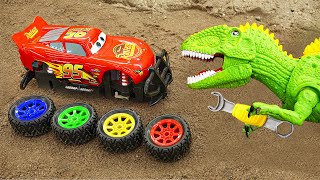 Dinosaurs, Construction Vehicles find and assemble Lightning McQueen car - Toy for kids