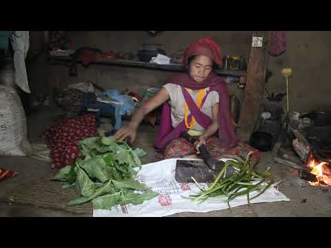 Cooking green curry recipe in village || Nepali village
