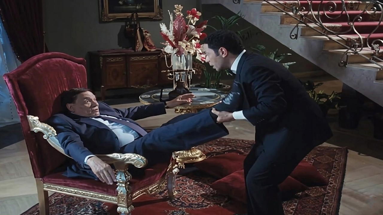 لما تبوس رجل مديرك حرفيا علشان يسيبك تتفرج على ماتش منتخب مصر الفجر في كاس العالم 😂😂