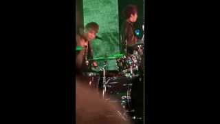 130319 아리랑tv Simply KPOP 톡식(TOXIC) Pheromone (김정우 세로ver.)