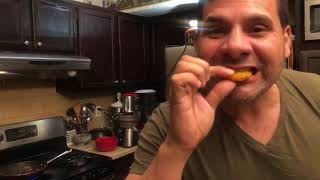 How to make tostones with garlic/ Como hacer tostones con ajo