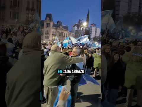 Este domingo, la alegría nos vuelve a encontrar en las calles.