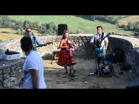 3 Daft Monkeys:   Civilised Debauchery