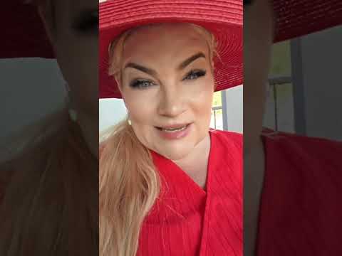 Спри да молиш. Започни да създаваш реалността си.
