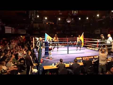 MAH04647 Khoren Gevor vs Viktor Polyakov walk in