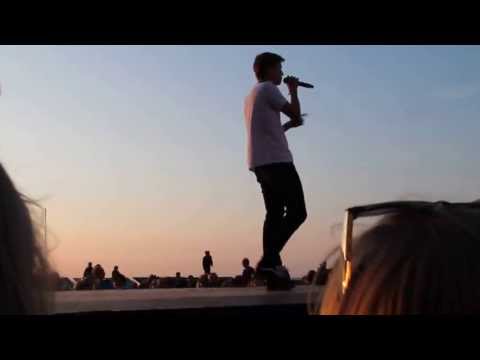 I Love Disney Channel zomertour - Ian Thomas - Dancefloor In Five