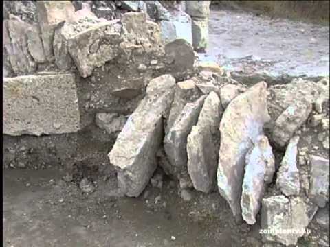 Fényes Újhely - "Vár állott..."