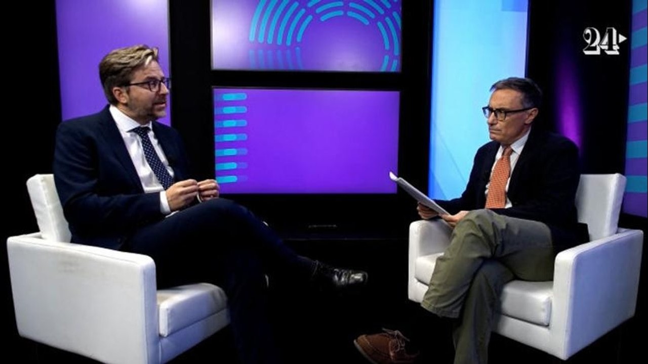 Assistenza clienti, proposta dem: per gli utenti diritto a interagire con una persona fisica