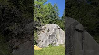 Video thumbnail de Problem A (Boulder 24, Nudole), 4a. Val Daone