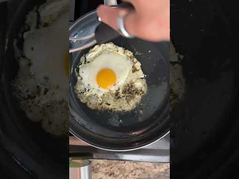 Feta Pesto Eggs