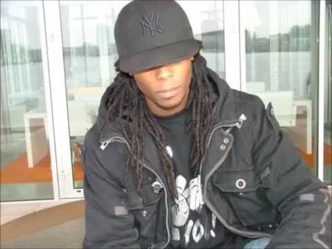 Lempa - Hij is het niet waard