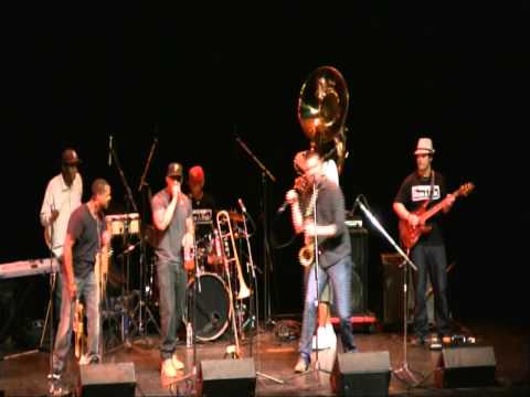 THE BRASS-A-HOLICS!!!!   -   A GREAT MEDLEY!!!!   A MUST SEE!!!!