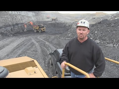 Struggling US coal industry sees Trump as saviour Video