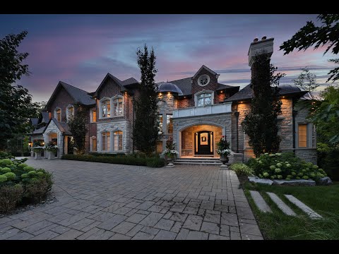 1459 Stavebank Rd | Set On An Expansive 0.4-Acre Lot Offering Approx 10,000 Sqft | The Papousek Team