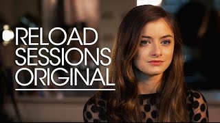 Clara Bond: Tambourine