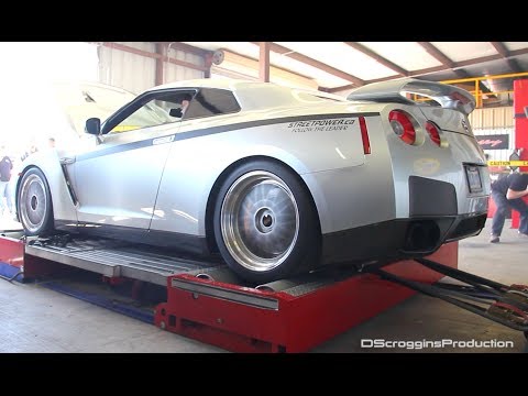 Nissan GT-R R35 Dyno Runs!- Exhaust Roar!