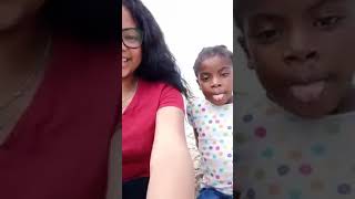 Un jour à la fois, Oh mon Dieu