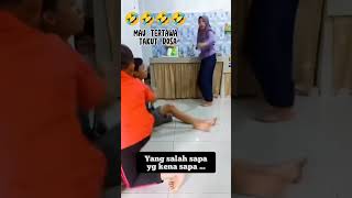 Download lagu Mau Tertawa takut dosa part 2 mp3
