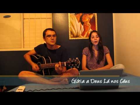 Glória A Deus Lá Nos Céus video