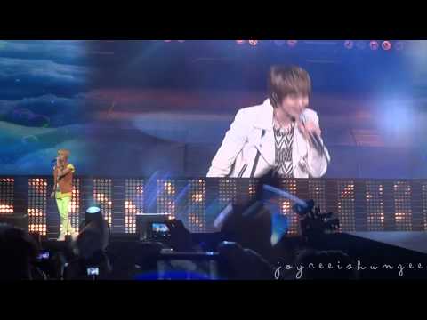 [FANCAM] 111023 SHINee - Stand By Me @ SM TOWN NYC Madison Square Garden