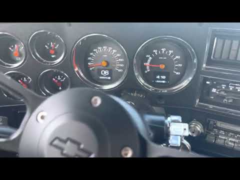 1985 C10 Chevrolet Dakota digital RTX gauges… fuel alert