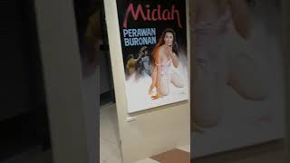 Download lagu Perawan buronan mp3