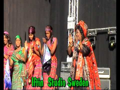 SOMALI MUSIC ( FADUMA QASSIM  ) FESTIVAL NORWAY  IFTINFF  2 .avi