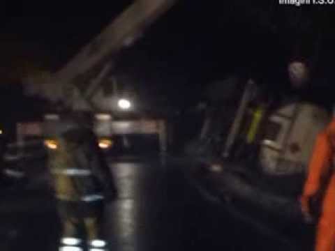 Cisterna rasturnata pe DN 79