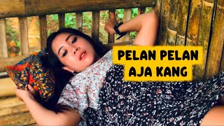 Download lagu Nemenin istri teman yang kesepian - Film pendek  mp3
