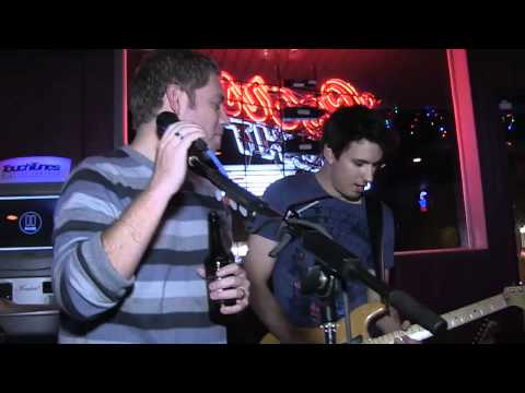 Snowballs in LA- On Tracy Lane LIVE