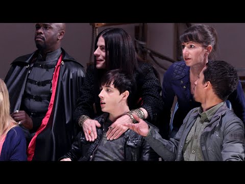 Young Dracula S4E1 The Good, The Bad and the Undead