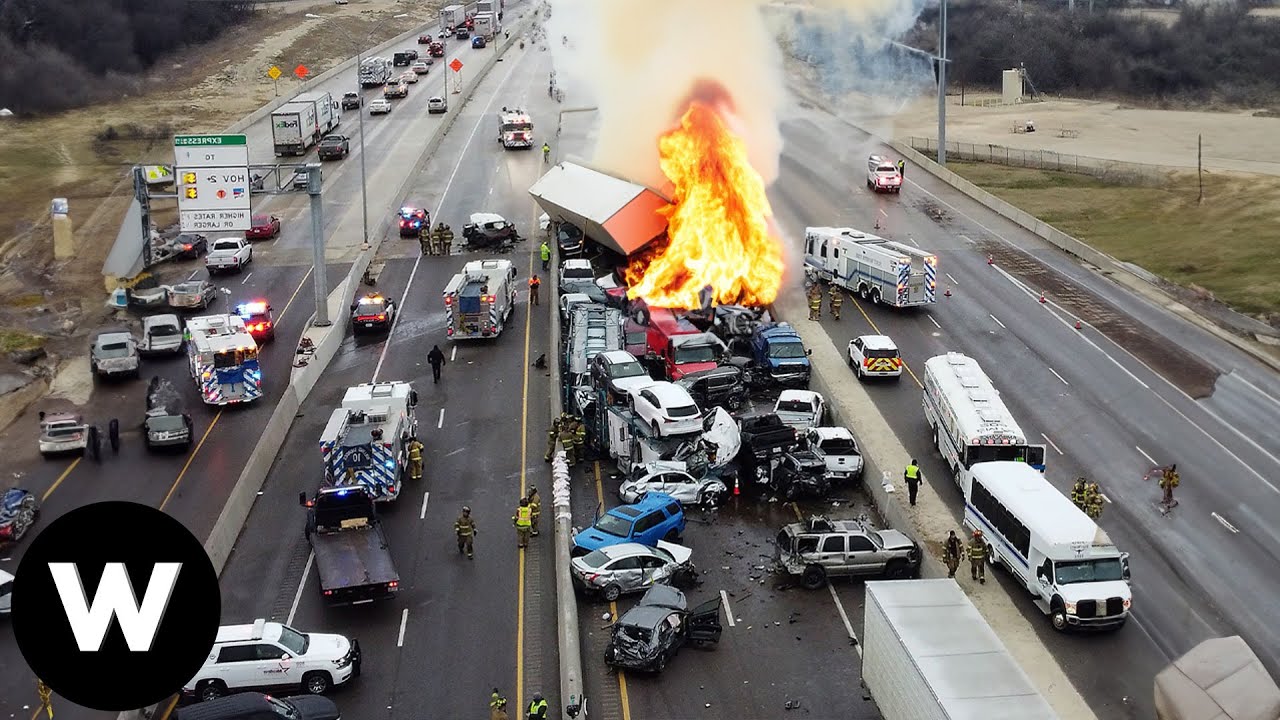 MOST DISTURBING Moments Of Ultimate Car Crashes On Road Caught On Dashcam!