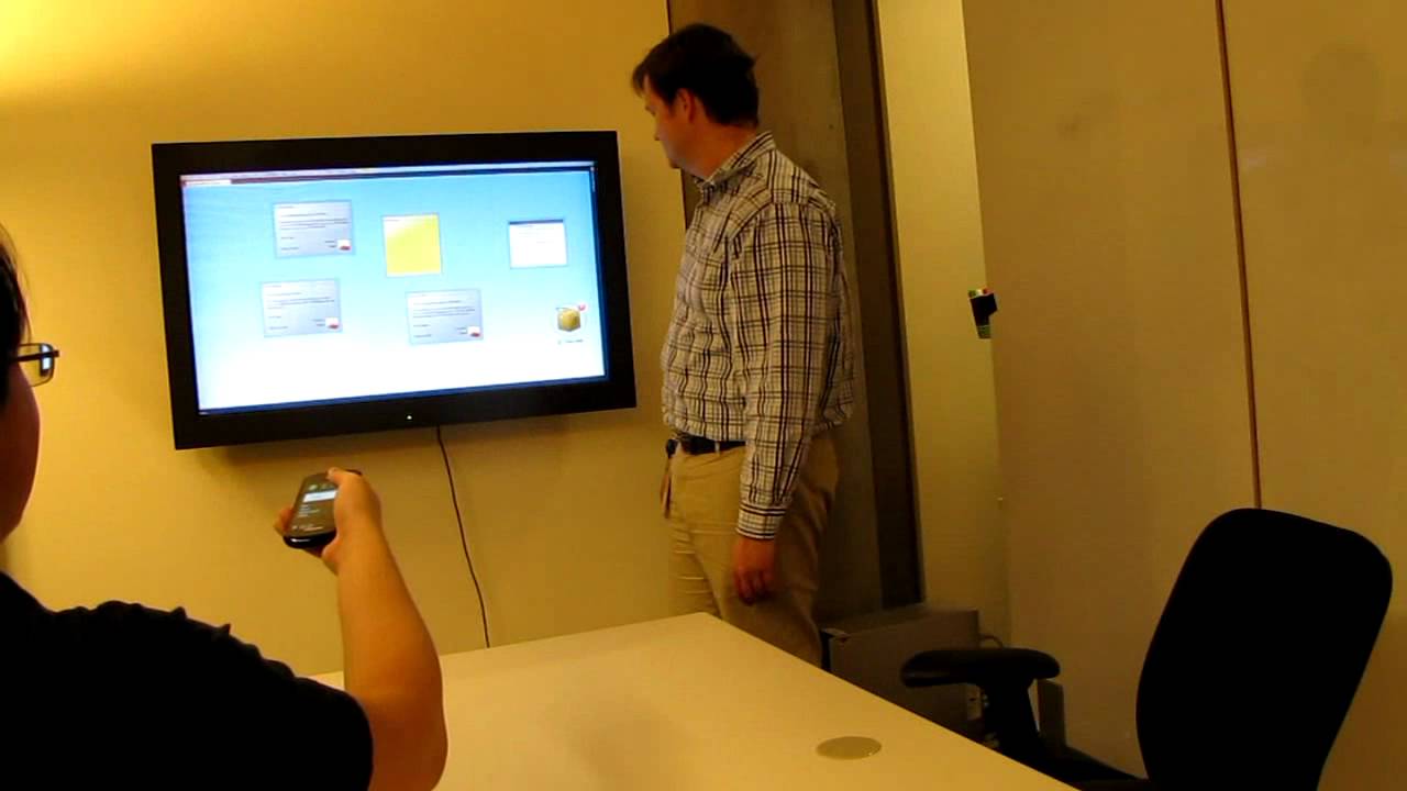 Microsoft Code Space, every form of interface collides in the boardroom ...