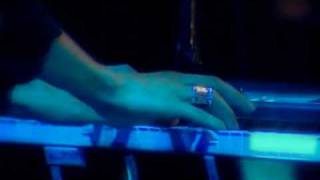 Muse - Prelude + Screenager live @ Eurockeennes 2002 [HQ]