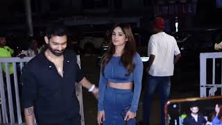Karan Kundra Tejaswi Prakash Jasmin Bhasin Aly Goni Divya Agarwal Esha Gupta Yuvika Choudhary Spot