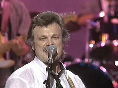 TOMMY ROE(LIVE)- "DIZZY"(LYRICS)