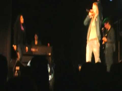 Undefeated - horen zien en strijden podiumavond 2011